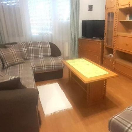 Pedestrian Street Apartment Heviz Luaran gambar